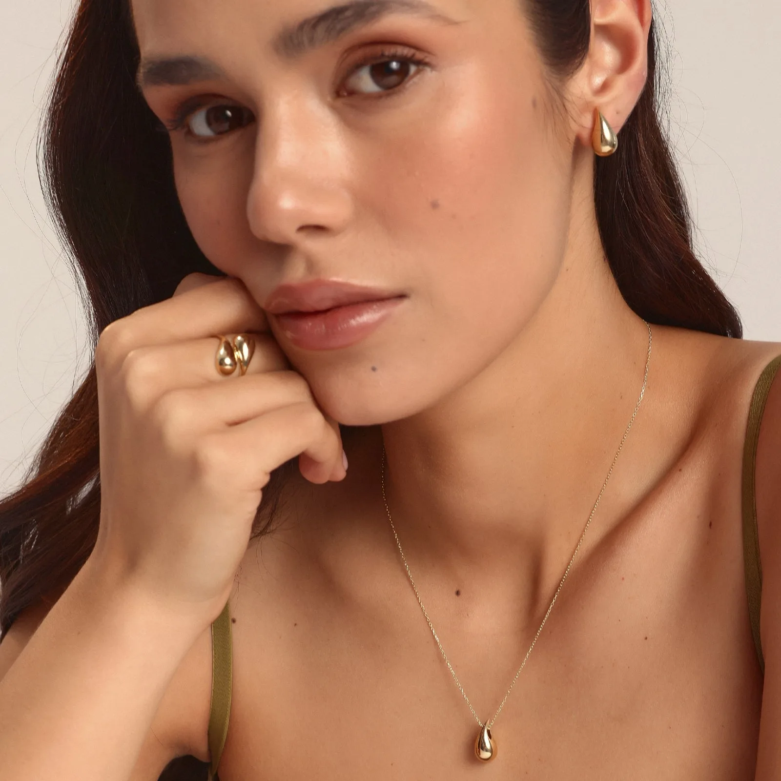 14 Ayar Damla Model Altın Küpe görsel 3